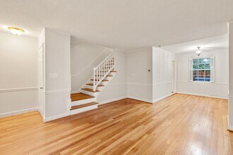 2851 S Buchanan St in Arlington, VA - Building Photo - Building Photo