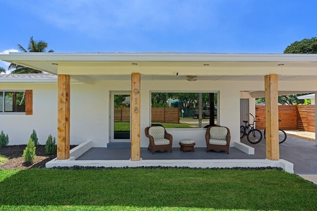 918 SE 3rd Ave in Delray Beach, FL - Building Photo - Building Photo