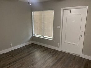 716 NE 14th Ave in Fort Lauderdale, FL - Building Photo - Interior Photo