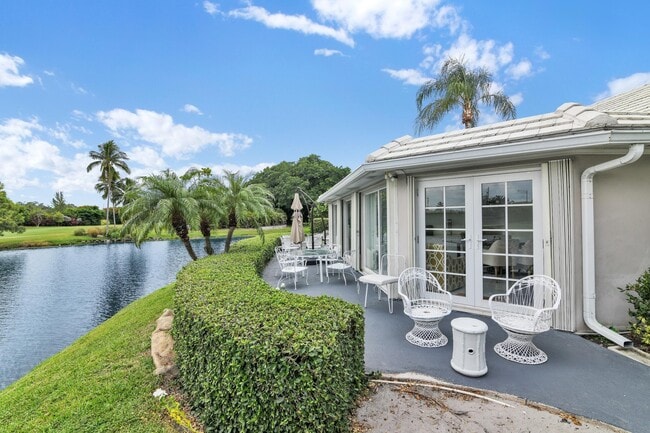 450 French Royale Cir
