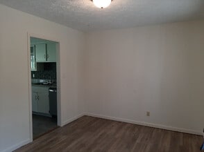 107 Hillwood Dr in White House, TN - Building Photo - Building Photo