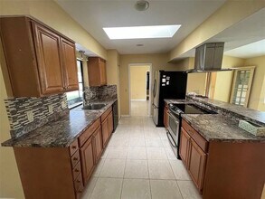 7044 Denmark St in Englewood, FL - Building Photo - Building Photo