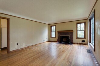 1644 N Willamette Blvd in Portland, OR - Building Photo - Building Photo