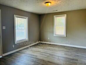 1518 Hollyleaf Ave in Gastonia, NC - Building Photo - Building Photo