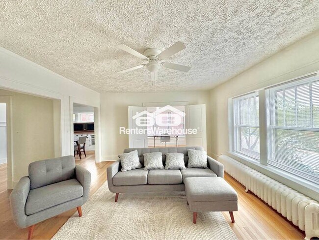 3612 Ingersoll Ave in Des Moines, IA - Building Photo - Building Photo