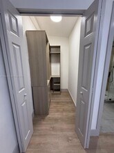 6790 SW 17th St in Miami, FL - Building Photo - Building Photo