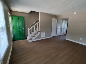 703 Smithdale Dr in Raleigh, NC - Building Photo - Building Photo