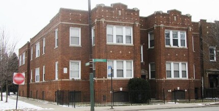 1255 N Central Ave in Chicago, IL - Building Photo - Building Photo