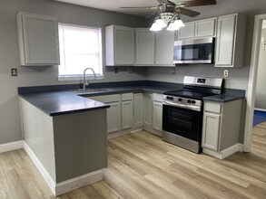 143 Wiltshire Ave in Vine Grove, KY - Building Photo - Building Photo