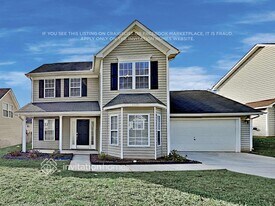 15181 Tracy Beth Rd in Huntersville, NC - Building Photo