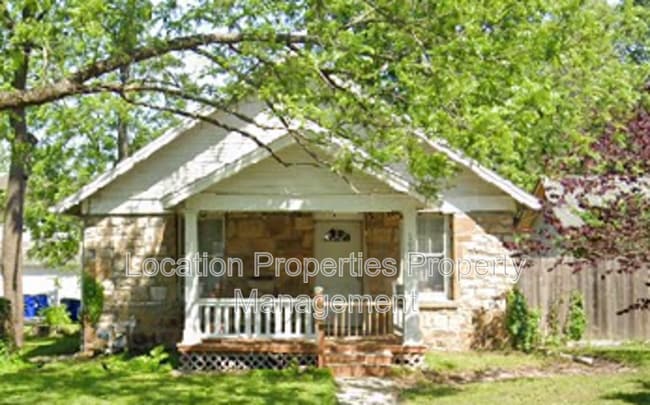 property at 1004 Rhode Island St