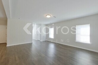 44 Maple Leaf Dr in Lincoln, AL - Foto de edificio - Building Photo