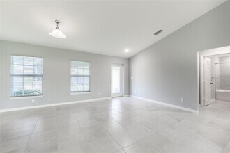 25583 Deep Creek Blvd in Punta Gorda, FL - Foto de edificio - Building Photo