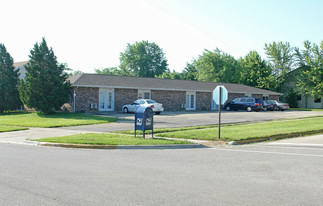 469 Eisenhower Dr Apartments