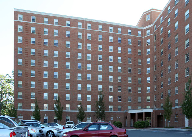 UNC-CH Morrison Residence Hall in Chapel Hill, NC - Building Photo - Building Photo