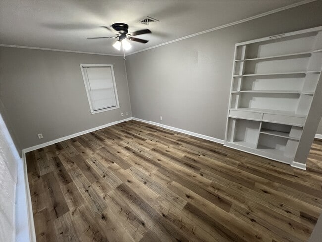 property at 717 Grantham Rd