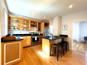 64 Evergreen St in Providence, RI - Building Photo - Building Photo