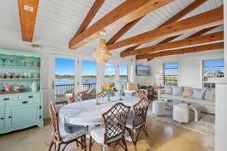 26 Tennessee Ave in Nantucket, MA - Building Photo - Building Photo