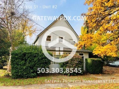 110 N College St in Monmouth, OR - Building Photo