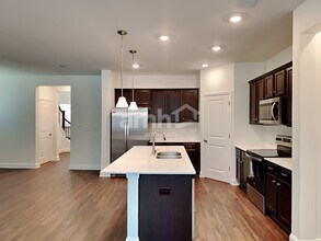 561 Rivermist Dr in Belmont, NC - Building Photo - Building Photo