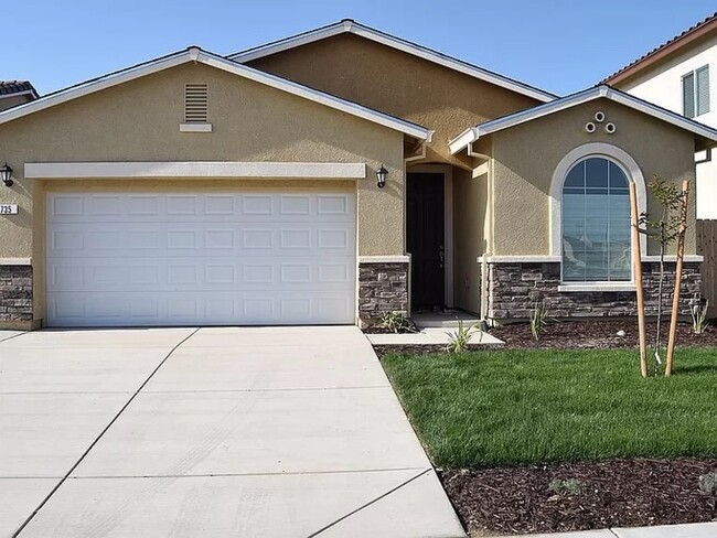 property at 735 Suzanne Dr