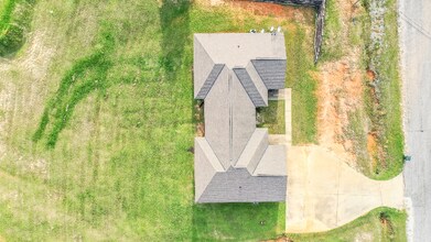2 Cal Rd in Fort Mitchell, AL - Building Photo - Building Photo