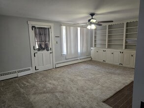 54 Maple St in Rochester, NH - Building Photo - Building Photo