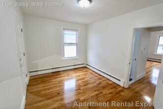 55 Forest Ave in Everett, MA - Building Photo - Building Photo