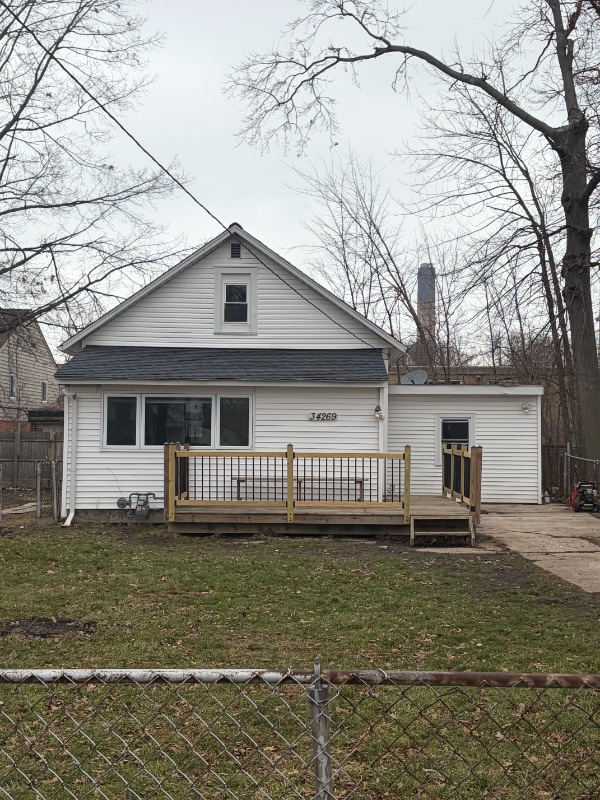 34269 Sylvia Dr in Eastlake, OH - Building Photo - Building Photo