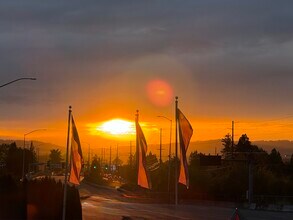 11240 SW Barbur Blvd, Unit 09 in Portland, OR - Foto de edificio - Building Photo