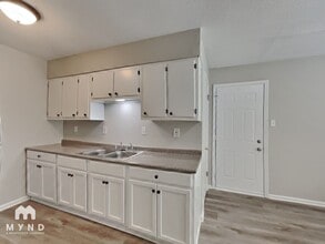 4420 Double Tree St in Memphis, TN - Building Photo - Building Photo