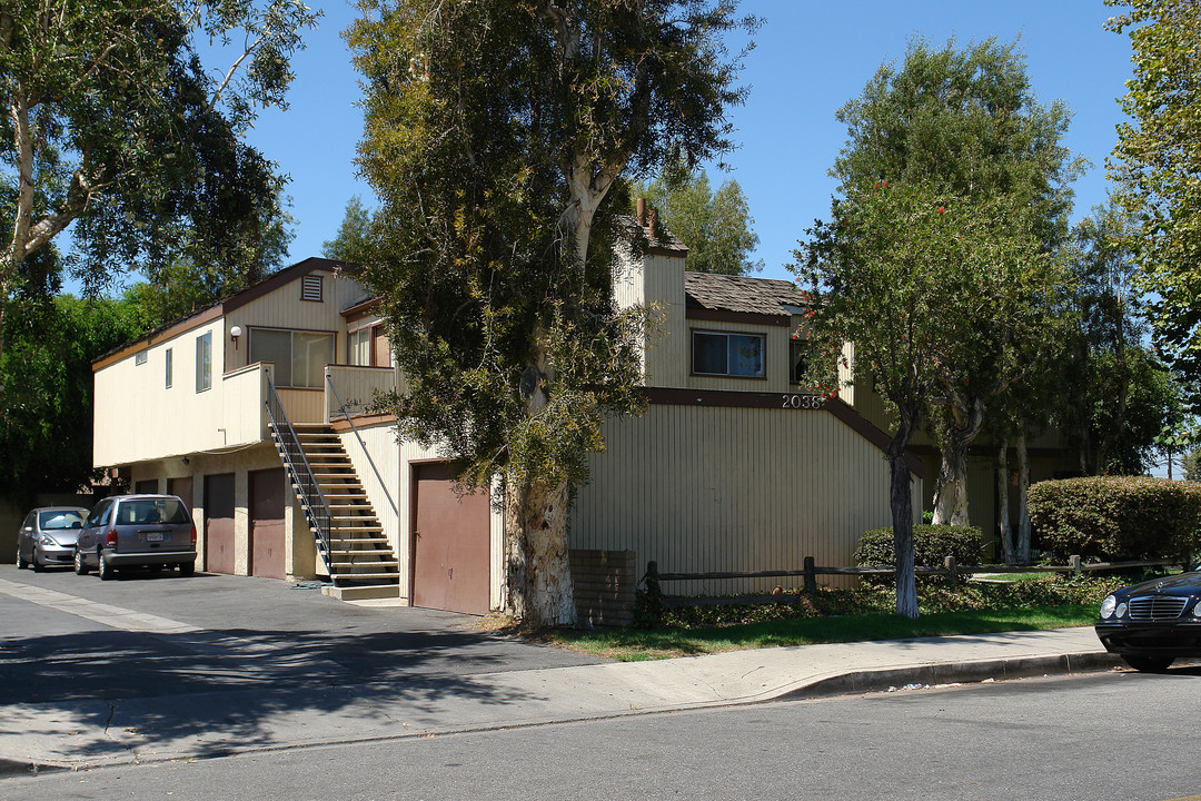 2038 N Park Ln in Orange, CA - Building Photo