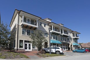 575-615 Market St in St. Augustine, FL - Building Photo