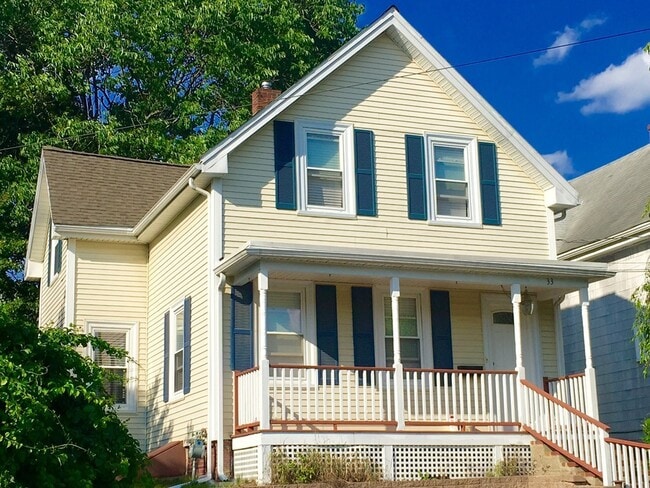 property at 33 Nelson St