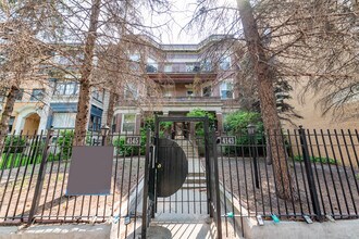 4145 N Sheridan Rd, Unit 3W in Chicago, IL - Foto de edificio - Building Photo