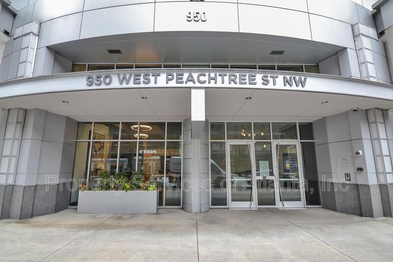 950 W Peachtree St NW in Atlanta, GA - Building Photo