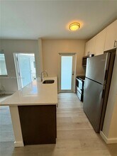 1525 Michigan Ave in Miami Beach, FL - Building Photo - Building Photo