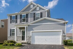 5926 Tully Cross Dr in Galloway, OH - Building Photo