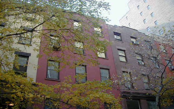 132 E 16th St in New York, NY - Foto de edificio