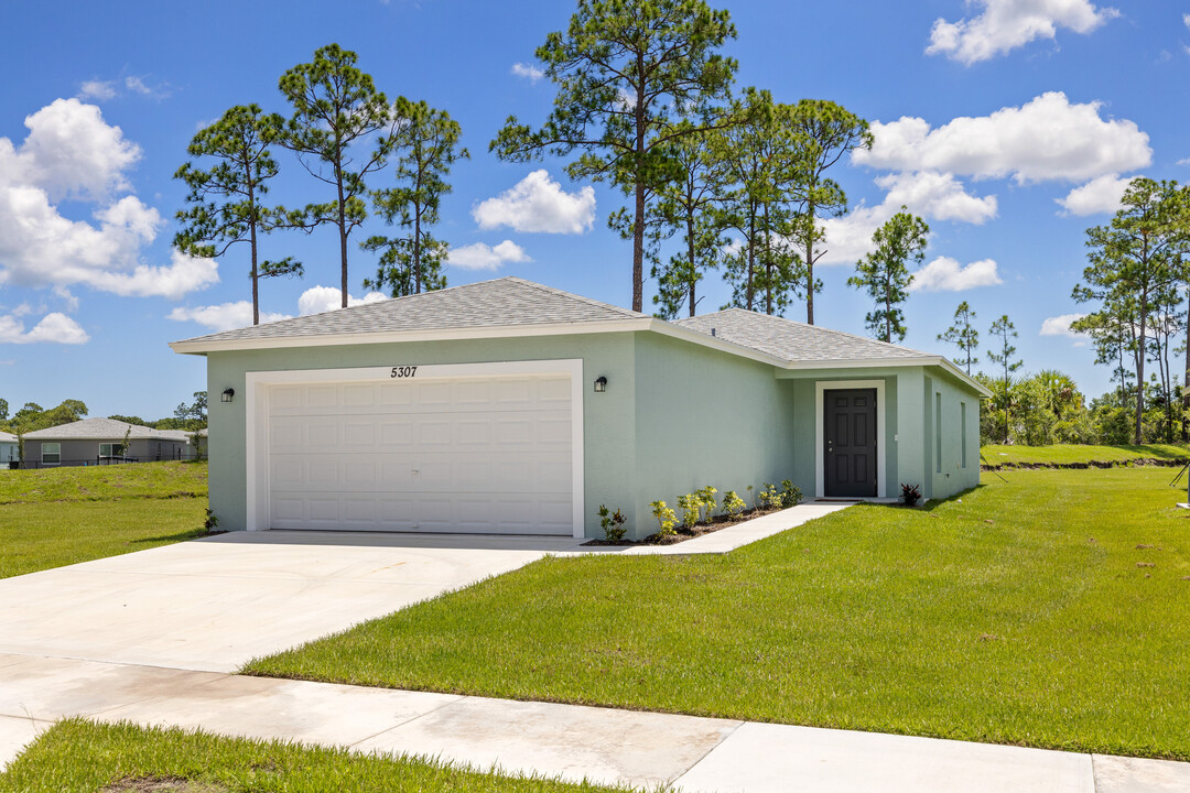 Ravinia - St. Lucie Rental Homes in Fort Pierce, FL - Building Photo