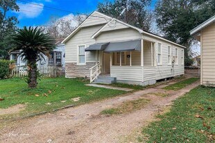 615 Yarborough St in Bossier City, LA - Building Photo