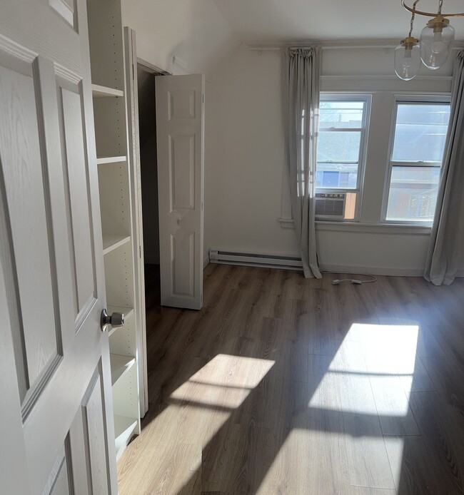 27 E 9th St in Derby, CT - Building Photo - Building Photo