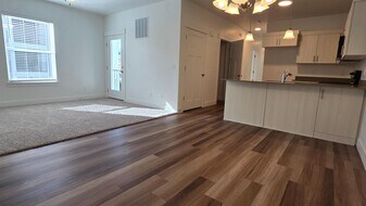 6512 Skyline Lp Ln in Herriman, UT - Building Photo