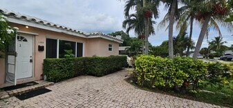 1855 Sherman St in Hollywood, FL - Building Photo