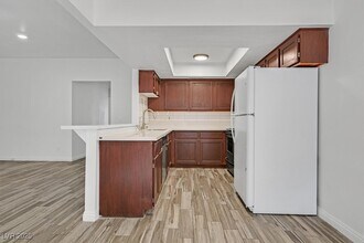 1818 Plum Ct in Henderson, NV - Building Photo - Building Photo
