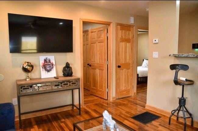 property at 1917 Taylor Ave