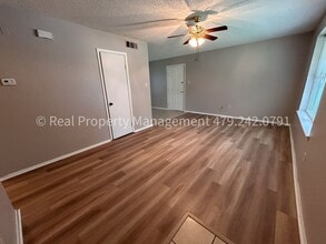 95 Neal St in Greenwood, AR - Building Photo - Building Photo