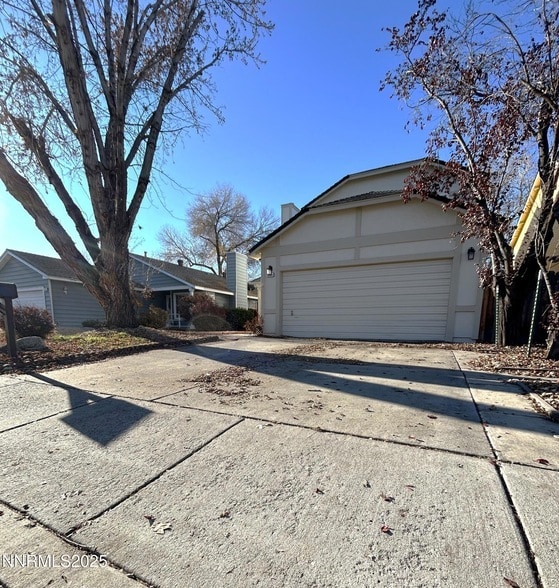2205 Morninglory Dr in Sparks, NV - Foto de edificio - Building Photo