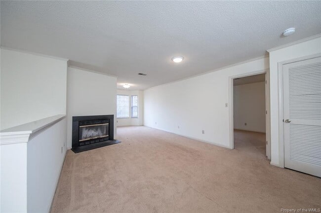 105K Stratford Dr in Williamsburg, VA - Foto de edificio - Building Photo