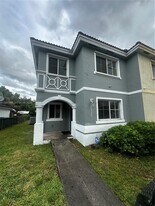26323 SW 135th Pl in Homestead, FL - Building Photo